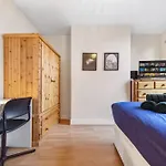 Lords Guesthouse